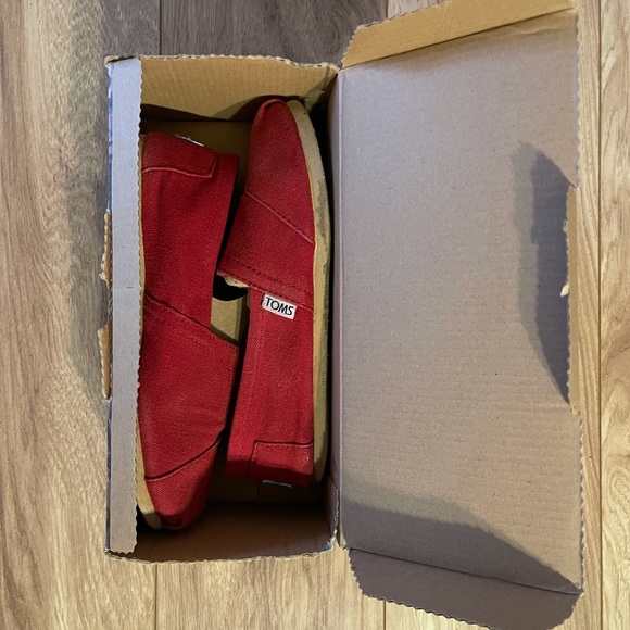 Red TOMS Classic Alpargata 1.0 Solid Canvas Flat - Picture 7 of 7